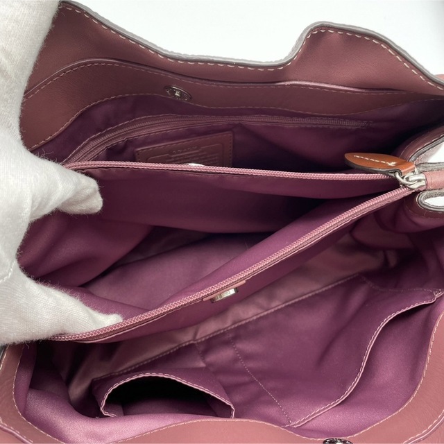 COACH(コーチ)の美品☆COACH ショルダーバッグ　ローズピンク レディースのバッグ(ショルダーバッグ)の商品写真