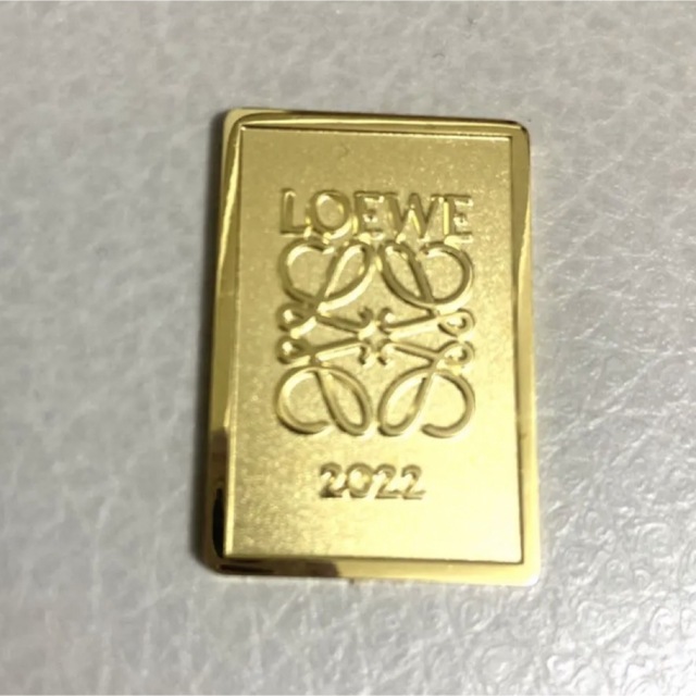 LOEWE ロエベ 2022限定チャーム | www.debbiejorde.com
