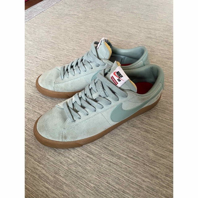 NIKE(ナイキ)の【激レア】NIKE SB x Supreme BLAZER LOW GT メンズの靴/シューズ(スニーカー)の商品写真