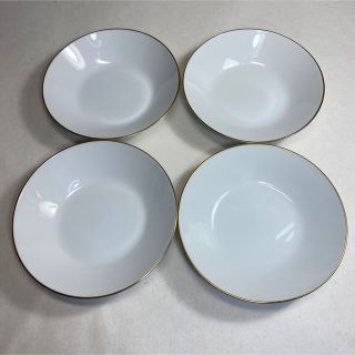 ノリタケ(Noritake)のＧ-58ノリタケRC 金彩巻き白磁のデザート皿4点未使用保管品　小皿(食器)