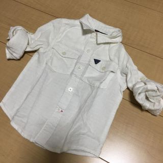 ゲス(GUESS)の【新品未使用】GUESS 18M 白シャツ(ブラウス)