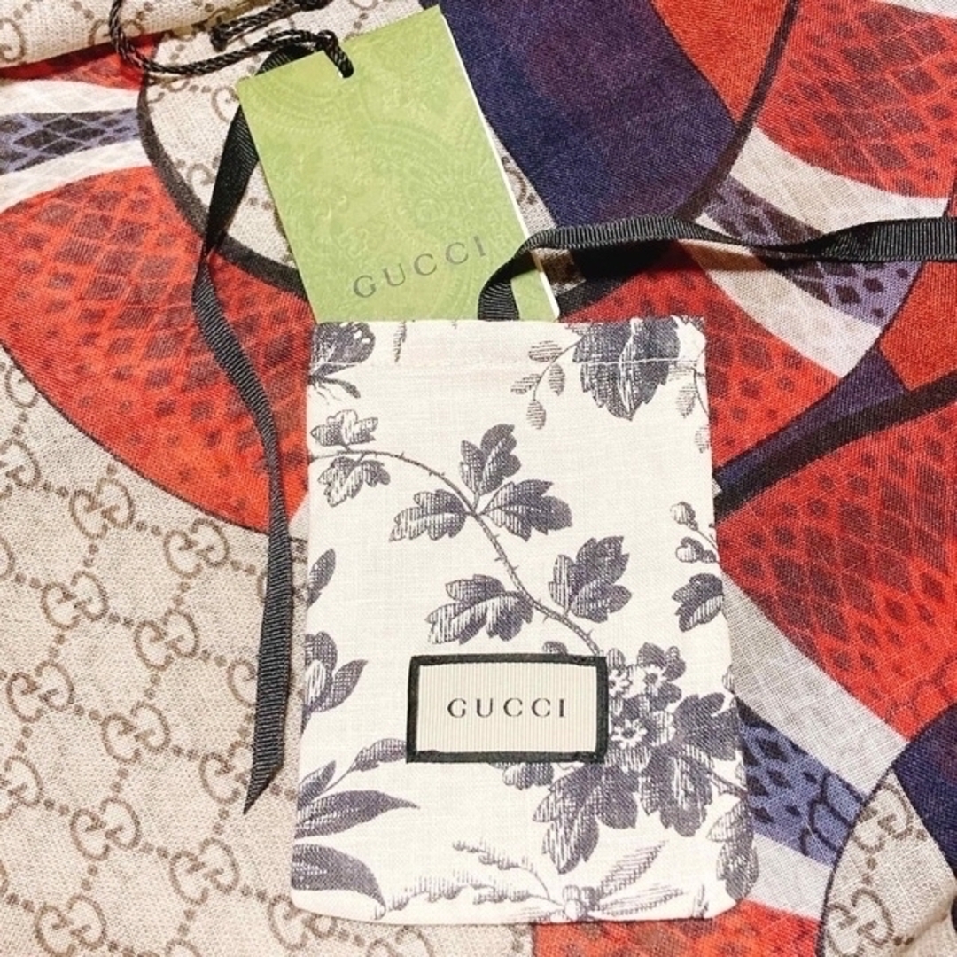 GUCCI - 美品 グッチ GG柄シェリーラインキングスネークストール GUCCI - 美品 グッチ GG柄シェリーラインキングスネークストール