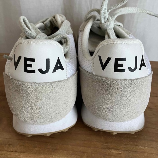 VEJA(ヴェジャ)のVEJA ヴェジャ　スニーカー　23.5〜24 レディースの靴/シューズ(スニーカー)の商品写真