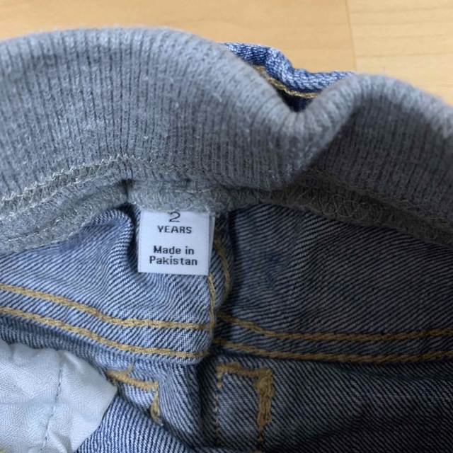 babyGAP(ベビーギャップ)のベビーギャップ　ジーパン　95 キッズ/ベビー/マタニティのキッズ服男の子用(90cm~)(パンツ/スパッツ)の商品写真