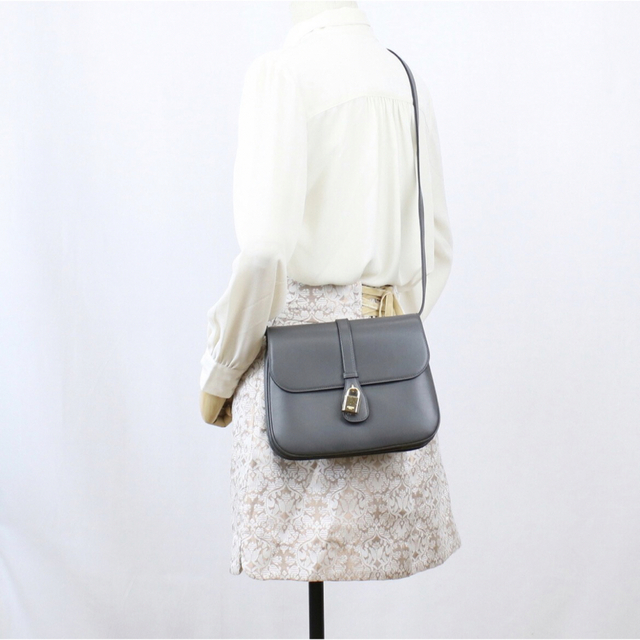【国内未入荷商品】CELINE 斜め掛けショルダーバッグ