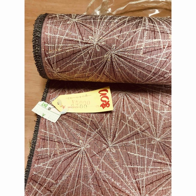 新品　ウール・絹混　反物　1反　約12m ハンドメイドの素材/材料(生地/糸)の商品写真