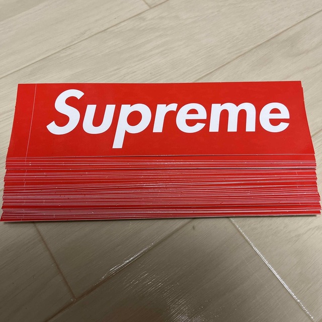 Supreme(シュプリーム)のsupreme Box Logo Sticker 50枚セット メンズのファッション小物(その他)の商品写真