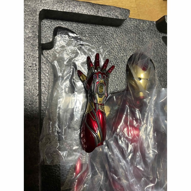 Hottoys ホットトイズ Iron man アイアンマン マーク85
