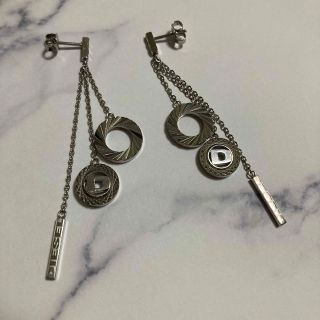 DIESEL 両耳用　フック型　ピアス