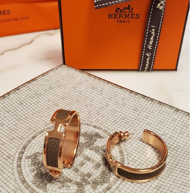 【HERMES】新品★【オランプ Olympe】GM ピアス エトゥープ&RG