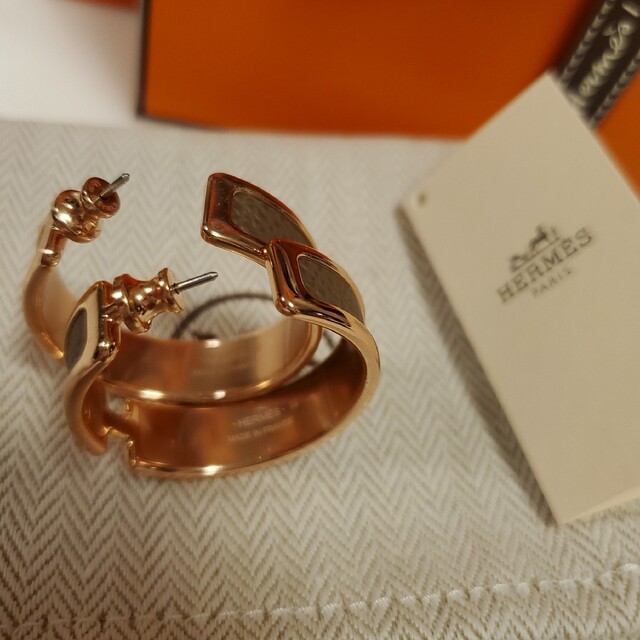 【HERMES】新品★【オランプ Olympe】GM ピアス エトゥープ&RG