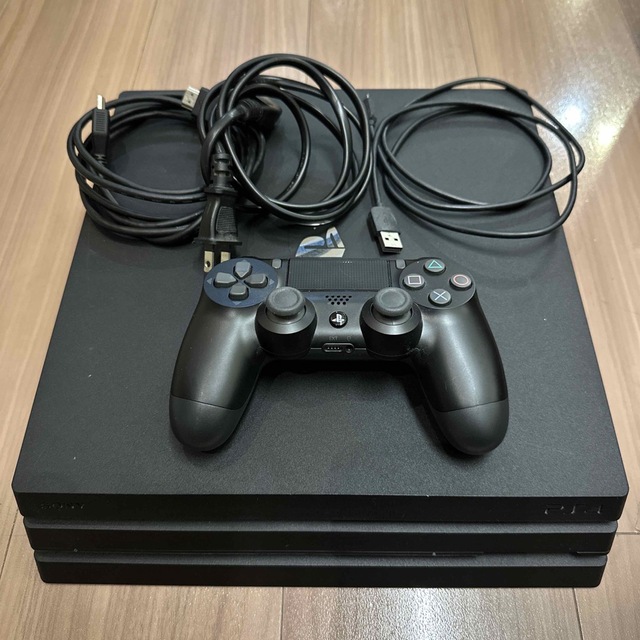 SONY PlayStation4 Pro 本体  CUH-7000BB01