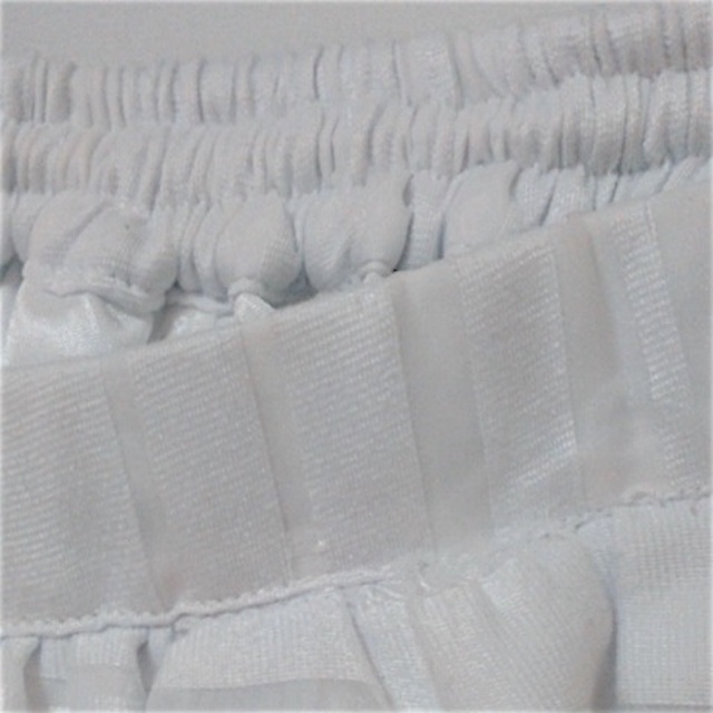URBAN RESEARCH(アーバンリサーチ)のアーバンリサーチ　オーガンジー　白　フレアスカート　ウエストゴム レディースのスカート(ひざ丈スカート)の商品写真