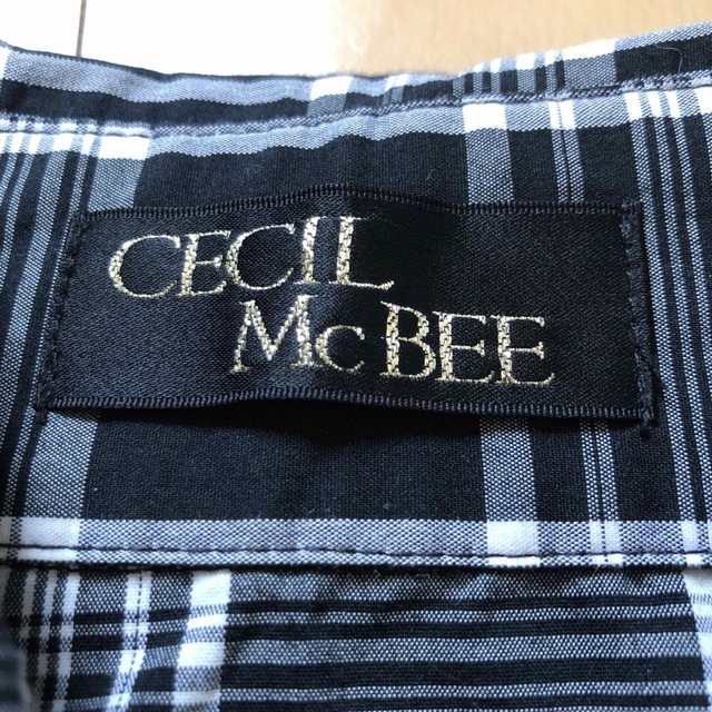 CECIL McBEE(セシルマクビー)のロングシャツ。セシルマクビー レディースのトップス(シャツ/ブラウス(長袖/七分))の商品写真