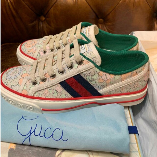 Gucci(グッチ)のGUCCI TENNIS 1977 LIBERTY LONDON SNEAKER レディースの靴/シューズ(スニーカー)の商品写真