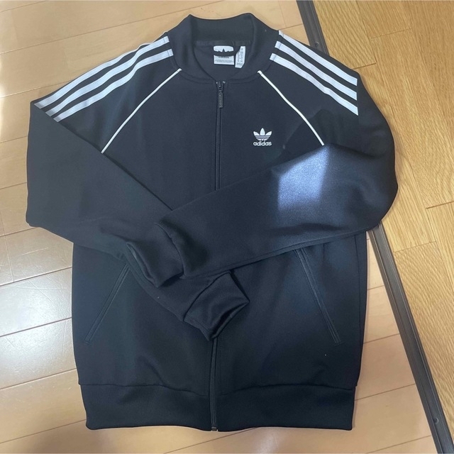 adidas originals トラックジャケット