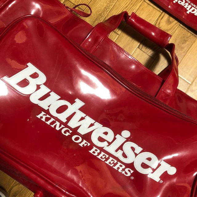 90〜00s Budweiser エナメル ドラムバック 赤 バドワイザーの 90〜00s Budweiser エナメル ドラムバック 赤 バドワイザーの