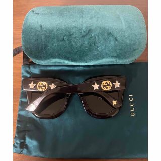 Gucci - GUCCIサングラスGG0208S ゴールド キャットアイスター 梯