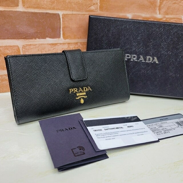 期間限定30%OFF! 新品未使用 新作PRADA☆鑑定済☆サフィアーノ