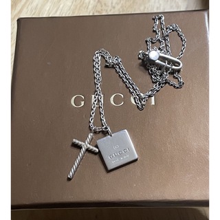 グッチ(Gucci)のGUCCI グッチ スクエア ロゴ クロス ネックレス シルバー925(ネックレス)