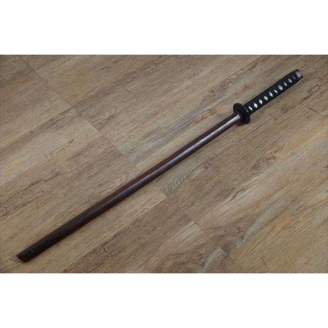  新品・未使  木刀　全長　102ｃｍ　剣道　鍔付き　お得２本セット スポーツ/アウトドアのスポーツ/アウトドア その他(その他)の商品写真