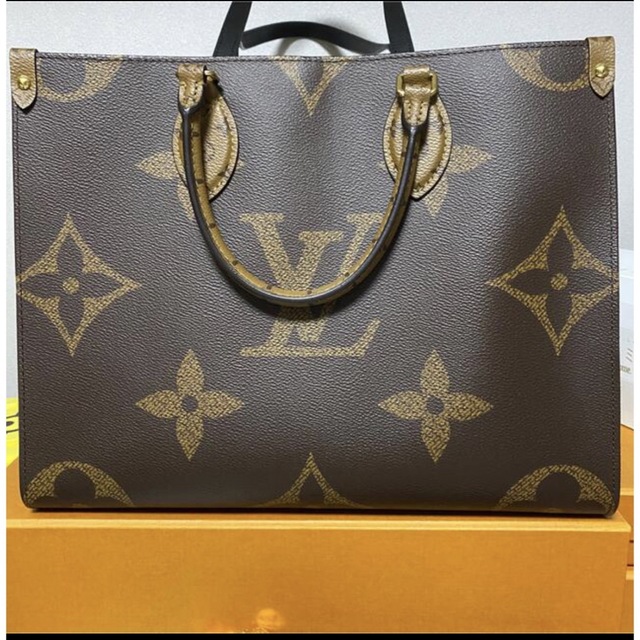 LOUIS VUITTON(ルイヴィトン)のオンザゴー レディースのバッグ(トートバッグ)の商品写真