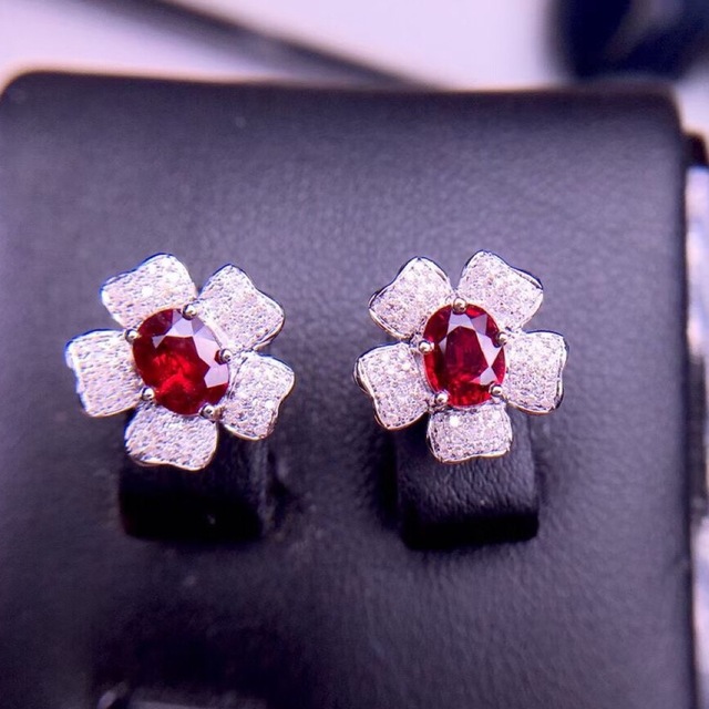 超安い価格販売 天然 ルビー ダイヤ ピアス1.25ct k18