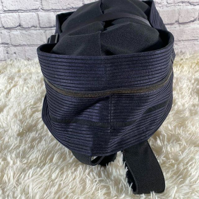 132.5 イッセイミヤケ OBI 3way リュック ポーチ ボディバッグ