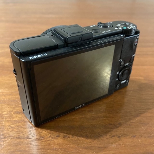 SONY(ソニー)のりぃ様専用　DSC-RX100M2 純正予備バッテリー ストラップ付き スマホ/家電/カメラのカメラ(コンパクトデジタルカメラ)の商品写真