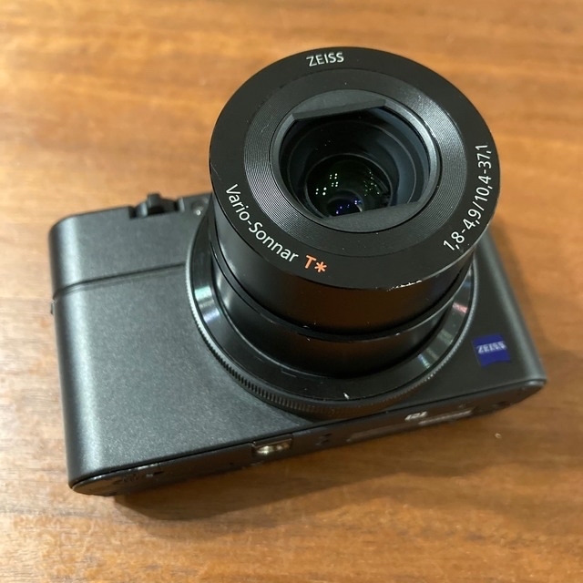 SONY(ソニー)のりぃ様専用　DSC-RX100M2 純正予備バッテリー ストラップ付き スマホ/家電/カメラのカメラ(コンパクトデジタルカメラ)の商品写真