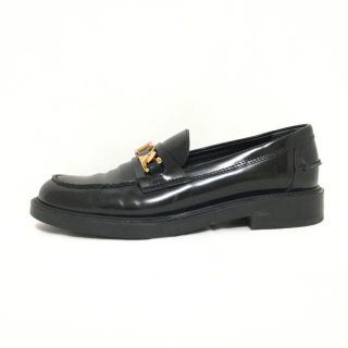 トッズ(TOD'S)のトッズ ローファー 37 1/2 - 黒×ゴールド(ローファー/革靴)