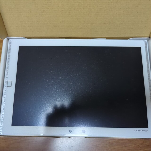 FUJITSU ARROWS Tab F-03G White  アダプター付