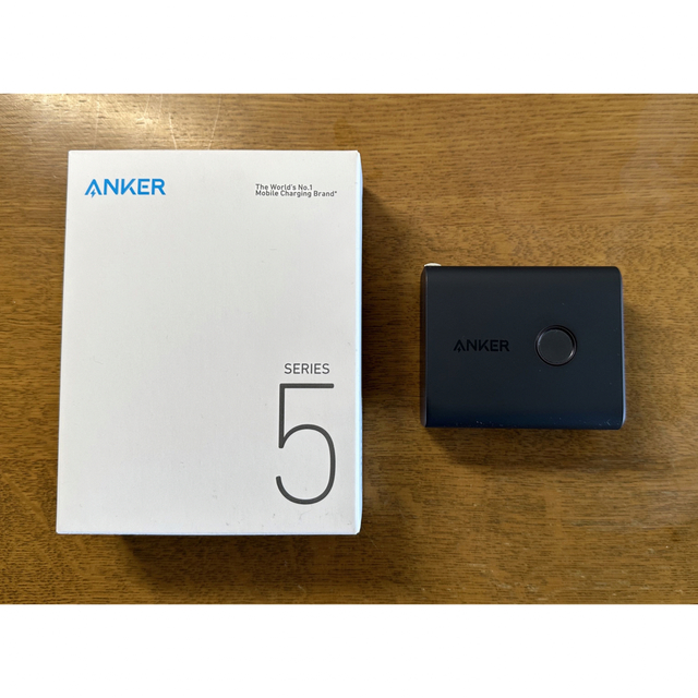 Anker(アンカー)のAnker 521 Power Bank（ブラック） スマホ/家電/カメラのスマートフォン/携帯電話(バッテリー/充電器)の商品写真