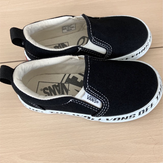 VANS(ヴァンズ)のバンズ　キッズシューズ　16㎝ キッズ/ベビー/マタニティのキッズ靴/シューズ(15cm~)(スニーカー)の商品写真