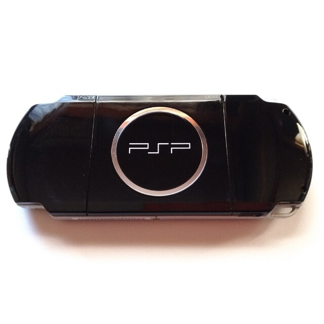 PlayStation Portable(プレイステーションポータブル)のSONY　PSP3000　ジャンク品 エンタメ/ホビーのゲームソフト/ゲーム機本体(携帯用ゲーム機本体)の商品写真