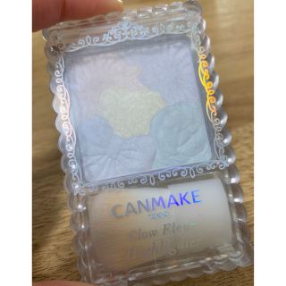 キャンメイク(CANMAKE)のキャンメイク(CANMAKE) グロウフルールハイライター 03(6.3g)(フェイスパウダー)