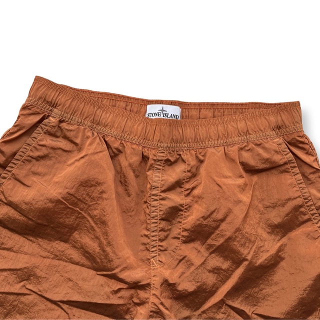 新品!】STONE ISLAND ナイロンメタル スイムショーツ M オレンジ 激安