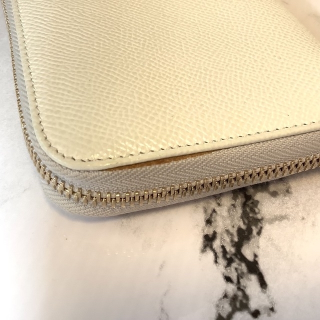 【美品】ブルガリ★長財布★ラウンドファスナー★白★BVLGARI