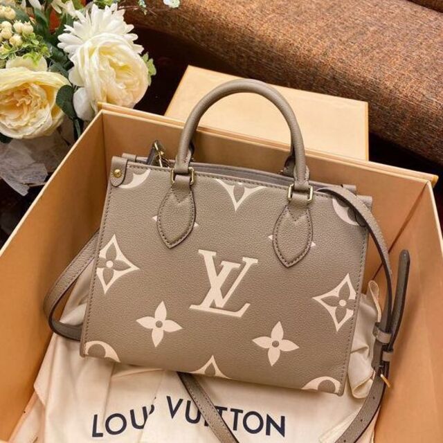LOUIS VUITTON - Louis Vuitton  ルイヴィトン  オンザゴー PM ショルダーバッグ