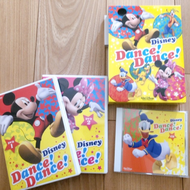 ディズニーダンス！ダンス！DVD2枚CD1枚