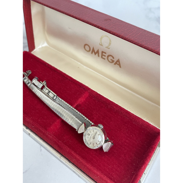 予約販売】本 希少OMEGA 18K金無垢 カットガラス 手巻き時計 ケース付