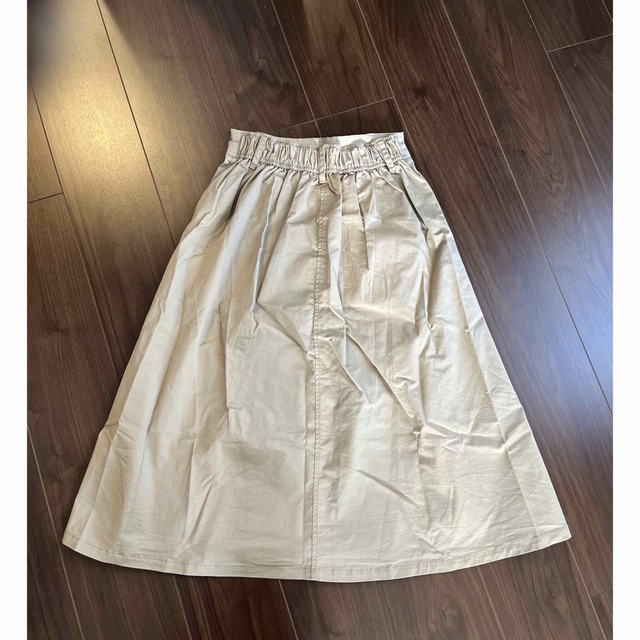 GU(ジーユー)のGU トレンチフレアスカート レディースのスカート(ひざ丈スカート)の商品写真