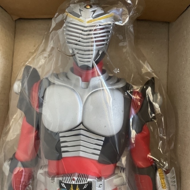 # 東映ヒーローネット限定非売品、仮面ライダー龍騎。希望者のみ会員特典あり