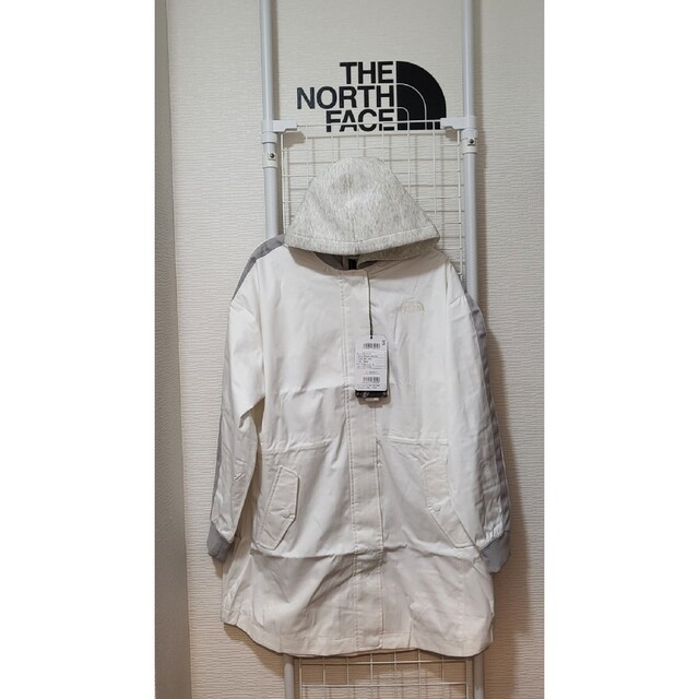 THE NORTH FACE(ザノースフェイス)のTHE NORTH FACE　ノースフェイス　新品　パーカー　ジャケット　S レディースのトップス(パーカー)の商品写真