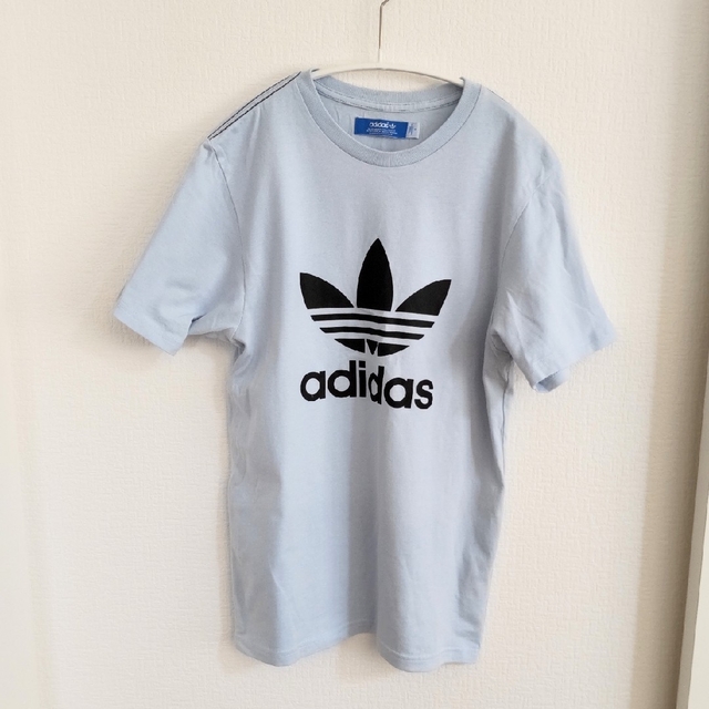 adidas(アディダス)の☆専用☆【adidas】ライトブルーTシャツ レディースのトップス(Tシャツ(半袖/袖なし))の商品写真