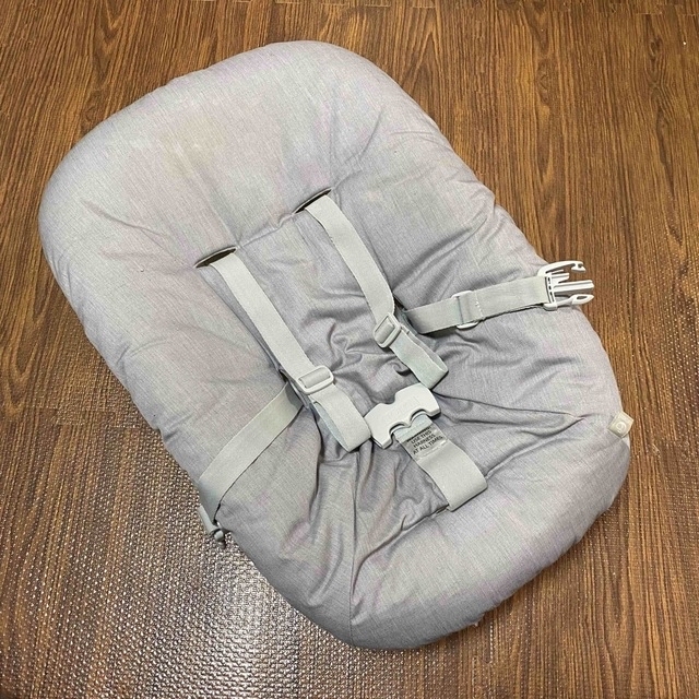 Stokke(ストッケ)のトリップトラップ/ニューボーンセット キッズ/ベビー/マタニティの寝具/家具(その他)の商品写真