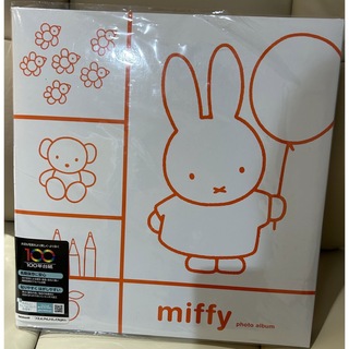 ミッフィー(miffy)の未使用ナカバヤシL 100年台紙ミッフィー フォトアルバム (アルバム)