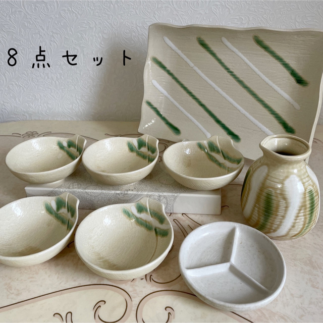 和食器8点セット　大皿　とんすい5客　つゆ入れ薬味入れ　小鉢　角皿
