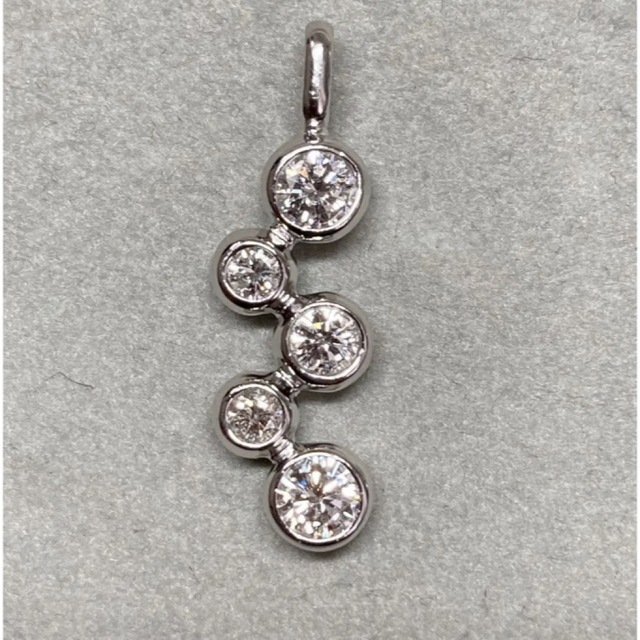 K18WG/Pt900 0.5ct 綺麗なダイヤモンドネックレス トップ | labiela.com