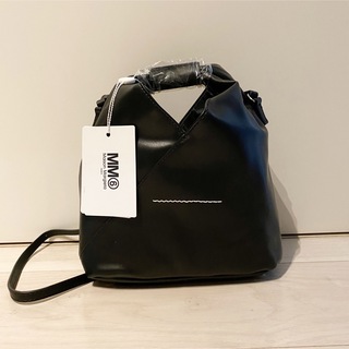 新品ゾンマルジェラ Maison Margiela MM6黒いバッグです